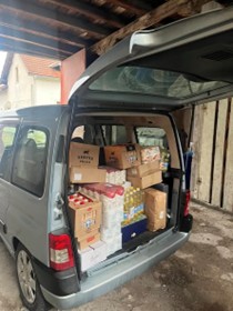 Podjela uskrsnih paketa članovima Udruge