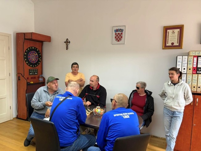 Mjesečni susret članova